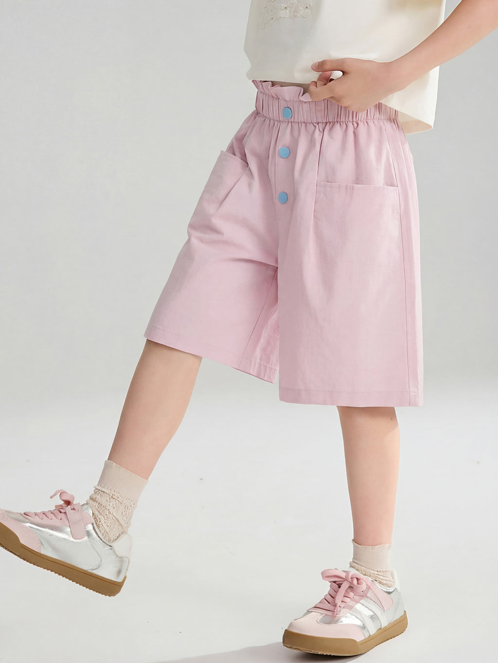 Demander un short fille JUNIOR