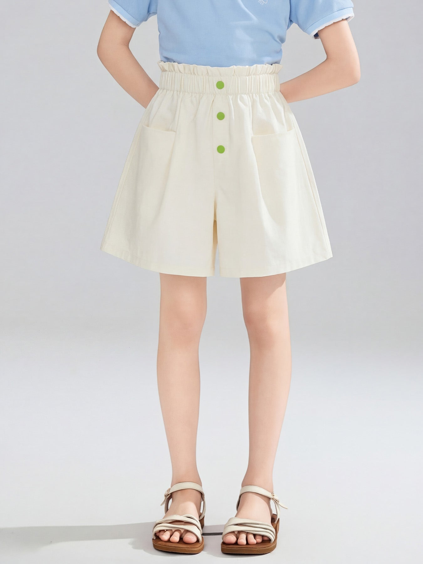 Demander un short fille JUNIOR